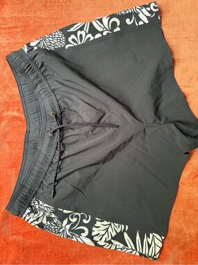 NWOT Birdwell Black and White Board Shorts with Floral Detail